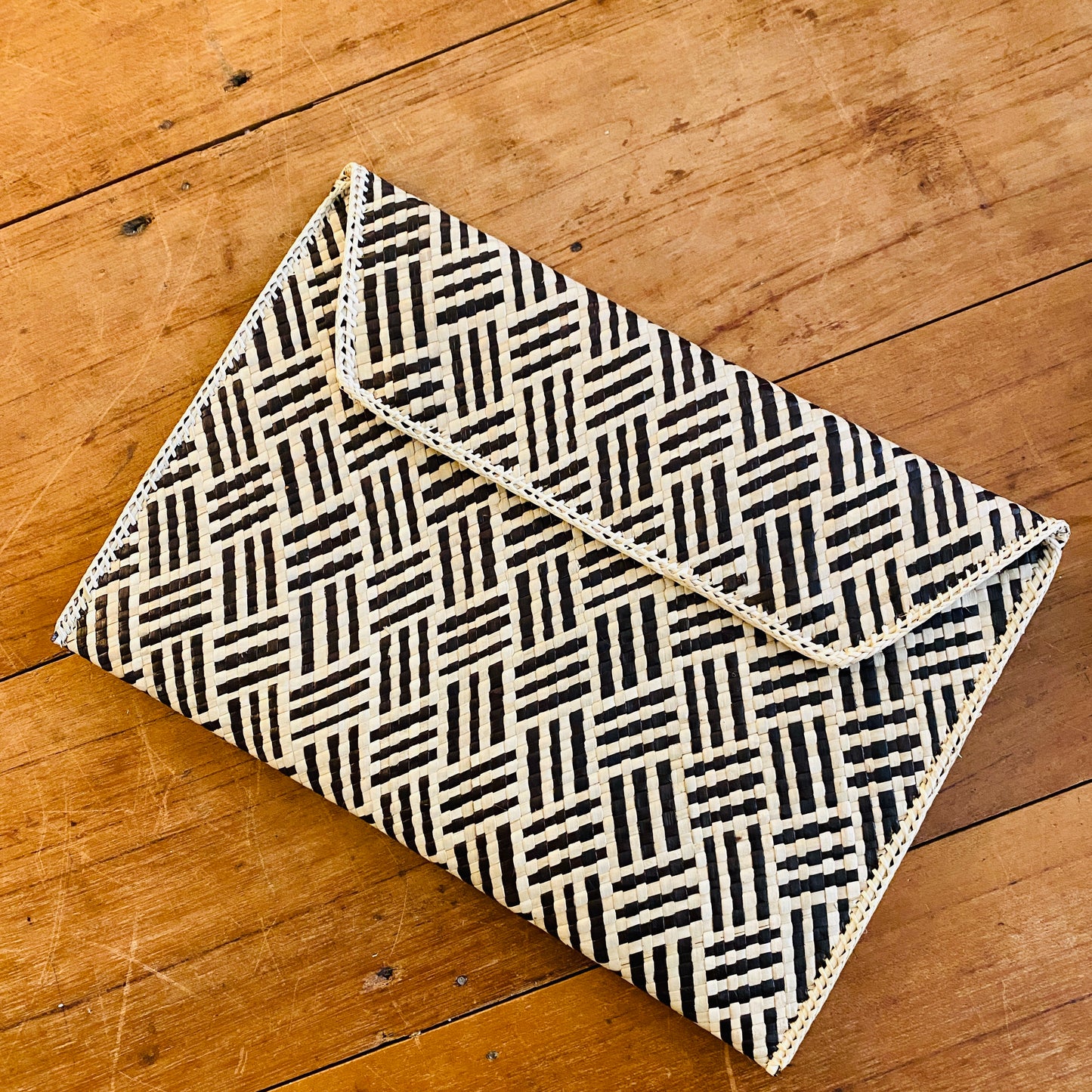 Ipad/ Laptop Mengkuang case